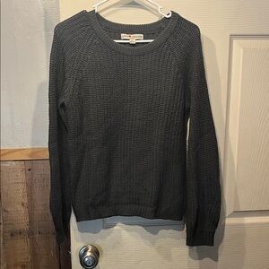 Love Change Italy Women's Dark green Crew Neck Sweater